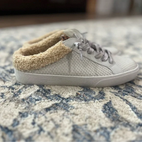 NEW Vince Camuto Madrista leather slip on sneakers with faux shearling. … - Picture 2 of 8